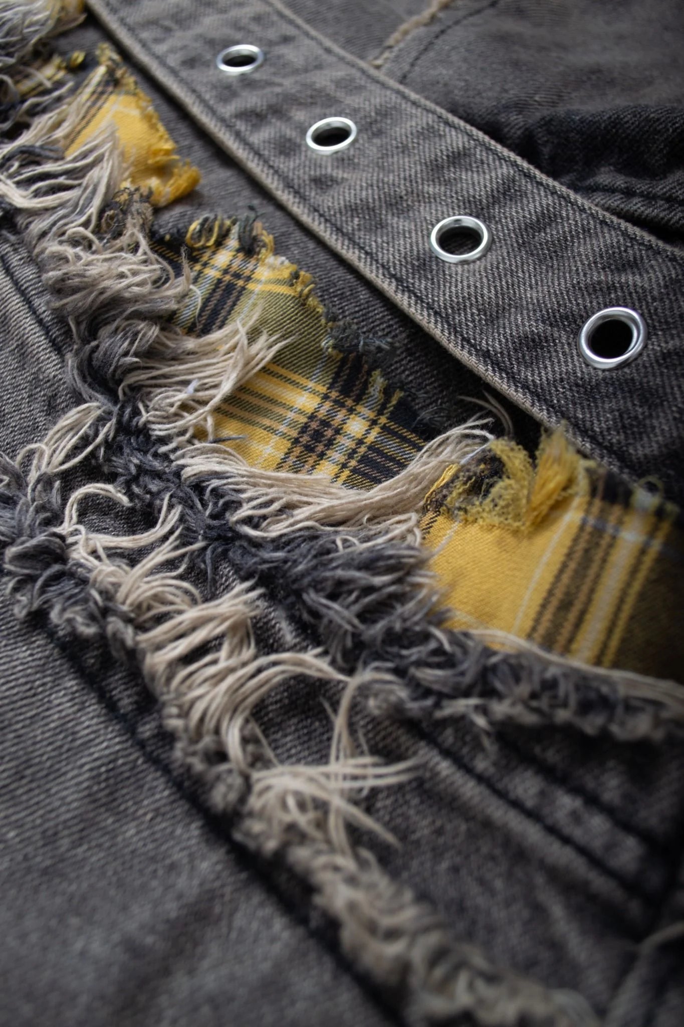 PYRITE 3 QUARTER SHORT PANTS